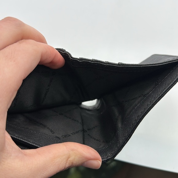 Michael Kors Bridgette Triflod Coin Case Wallet Black Gray Gold Logo Monogram - Picture 13 of 16